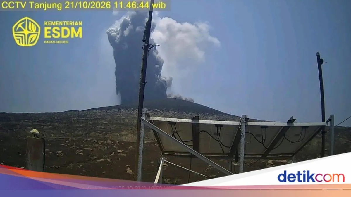 Tanpa Dentuman Terdengar, Erupsi Anak Krakatau Teramati pada 11.45 WIB