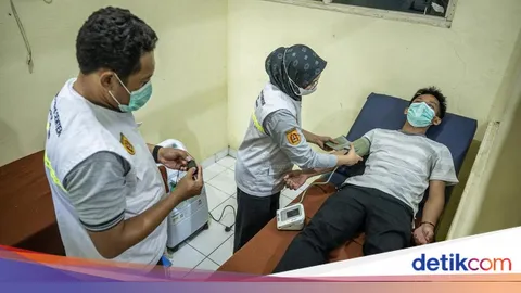 Dokter Spesialis dan Pengurus RT-RW Dilibatkan di Posko Kecamatan Palembang